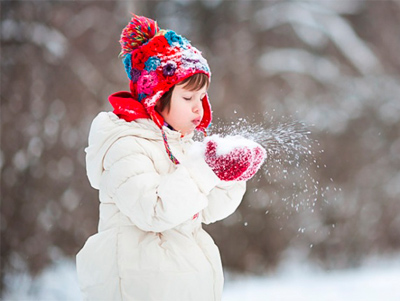 Тематические прогулки с детьми 2-5 лет - знакомство со снегом