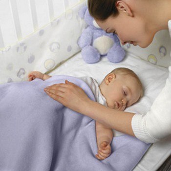 Как правильно выбрать постельное белье для новорожденных