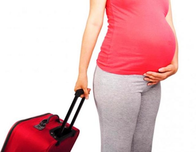Перелеты и поездки во время беременности - страховка для путешествий беременной