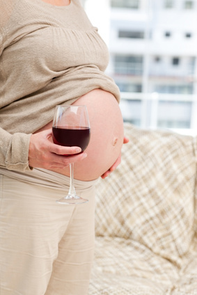 Можно ли беременным пить вино