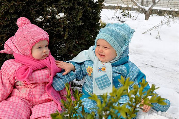 Как одевать ребенка на улицу зимой