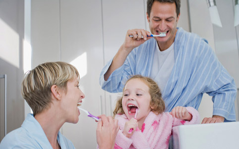Способы заставить ребенка чистить зубы