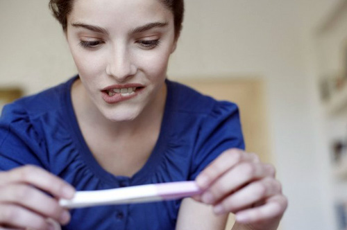 Тест отрицательный при задержке и беременности - причины
