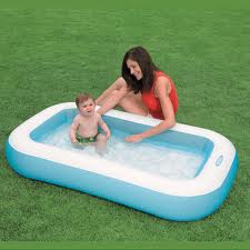 Надувной бассейн для ребенка