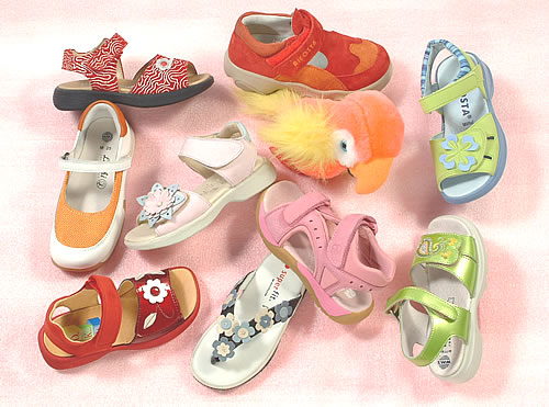 Cамые стильные детские сандали 2013 года