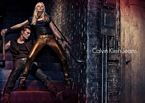 Одежда от Calvin Klein: Лаконичность и минимализм