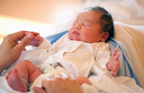 Как получить медицинский полис для новорожденного ребенка