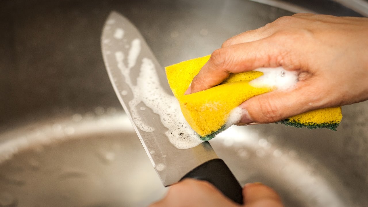 мыть нож после нарезки